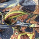 Silkechifoon med paisly mønster