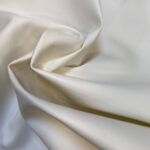 Skinnimmitasjon/ lær/skai hvit