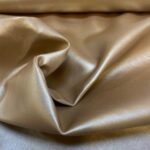 Skinnimmitasjon/ lær/skai gull