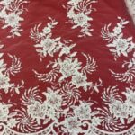 blondestoff med perler