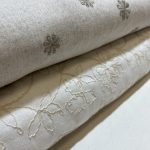 lin og viskose med broderi - naturfarget